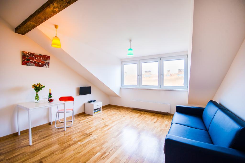 Vysehrad Castle Suite Πράγα Δωμάτιο φωτογραφία