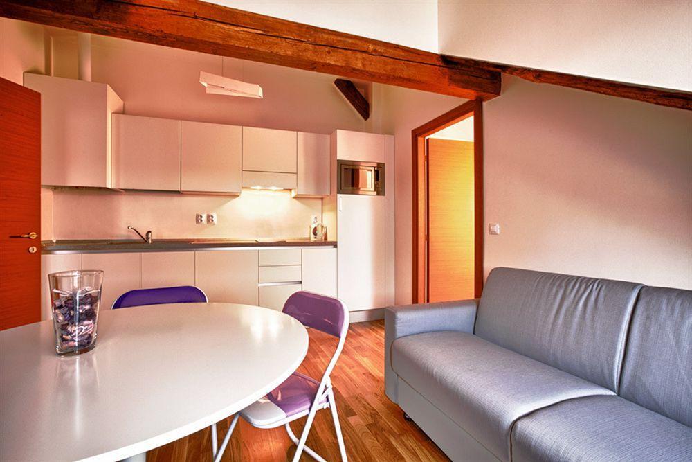Vysehrad Castle Suite Πράγα Εξωτερικό φωτογραφία