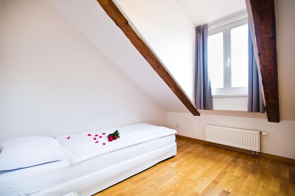 Vysehrad Castle Suite Πράγα Εξωτερικό φωτογραφία